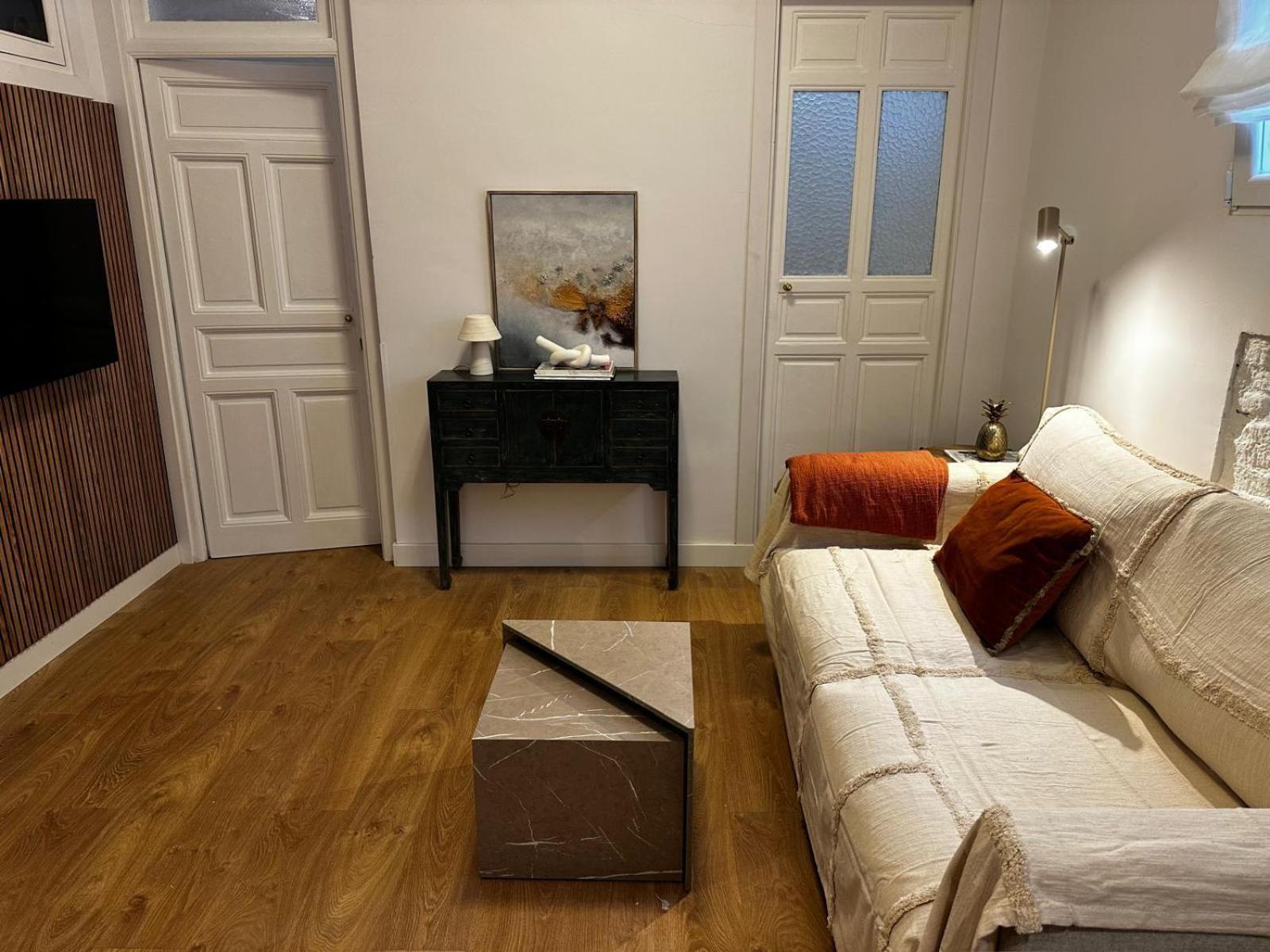 Piso 2 Habitaciones En El Centro マドリード エクステリア 写真
