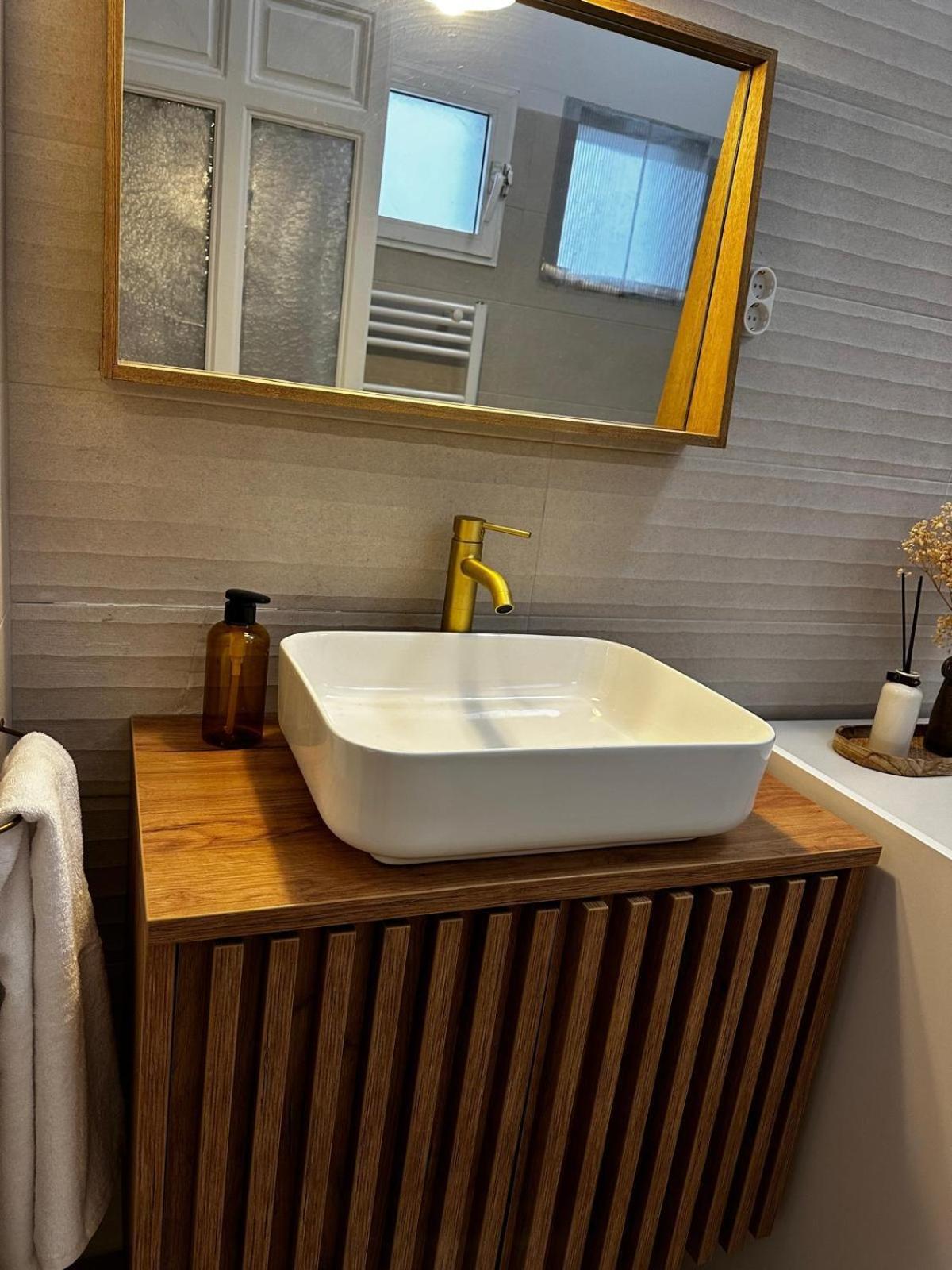 Piso 2 Habitaciones En El Centro マドリード エクステリア 写真