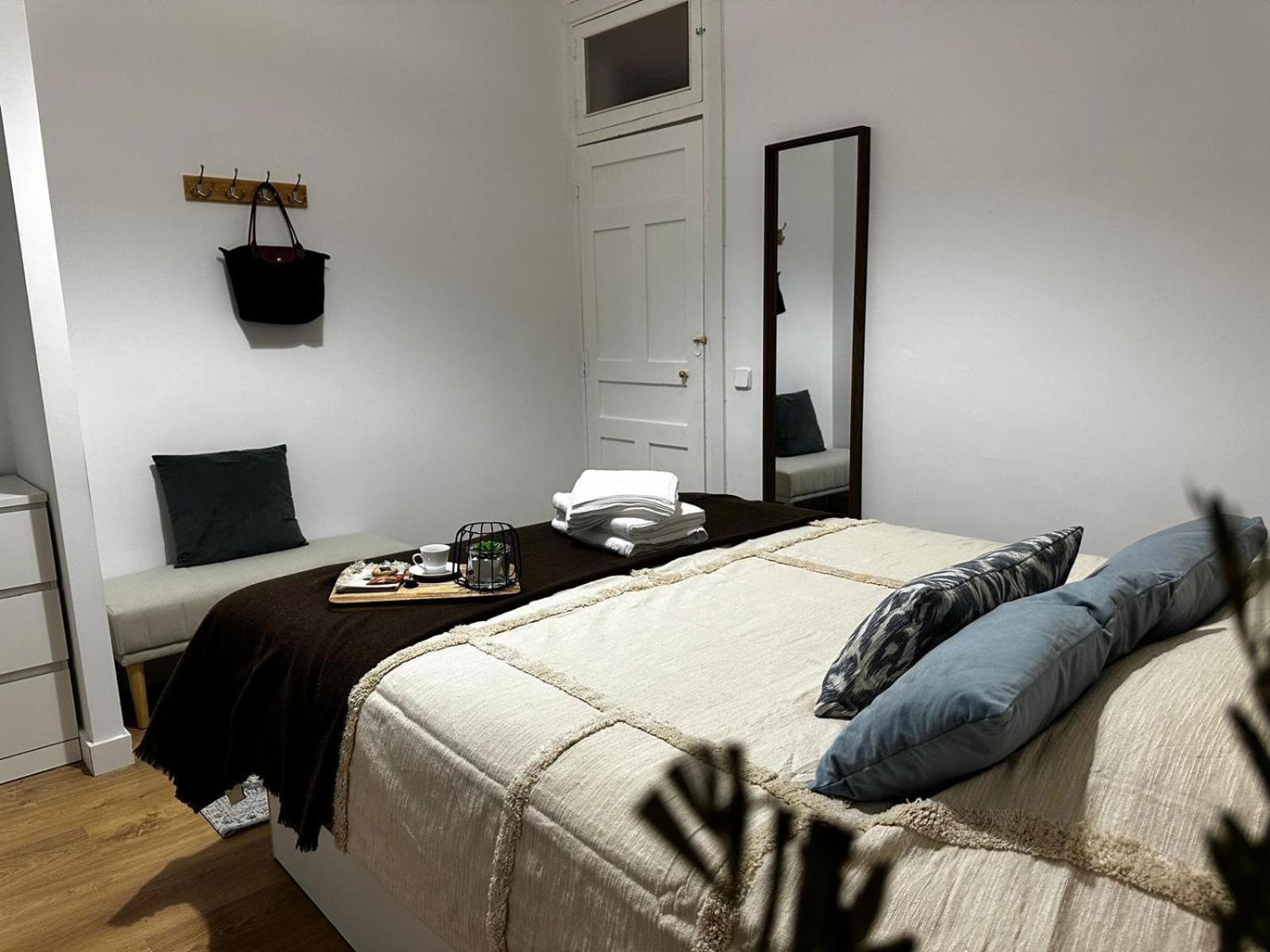 Piso 2 Habitaciones En El Centro マドリード エクステリア 写真
